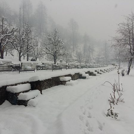 Himalayan Riverside Resort, Manali Extérieur photo