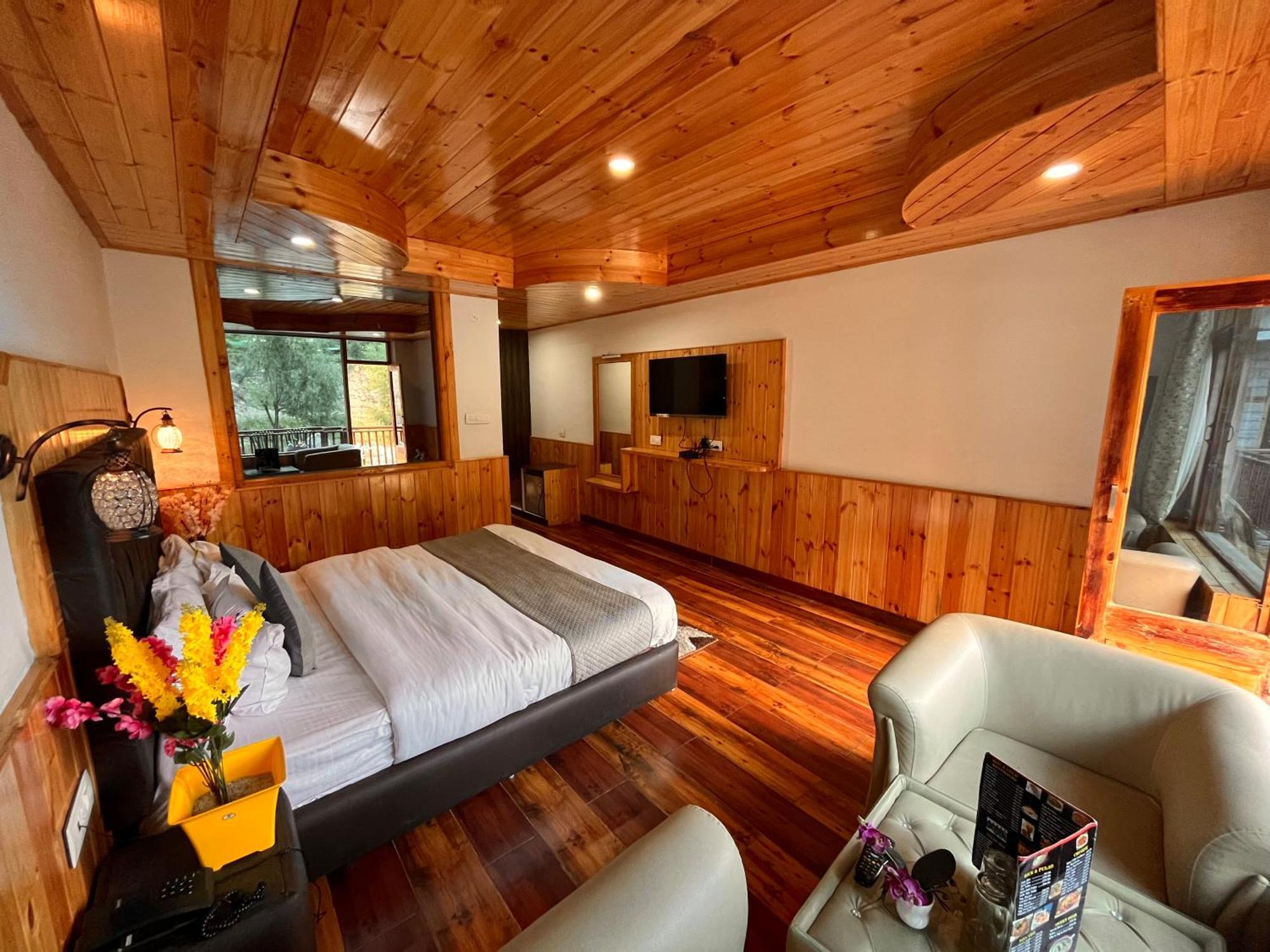 Himalayan Riverside Resort, Manali Extérieur photo